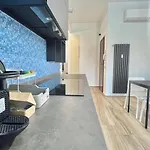 Torelli Home, Moderno E Confortevole, Nel Cuore Della Citta Di Milano, Con Balcone Esterno Vista Garibaldi