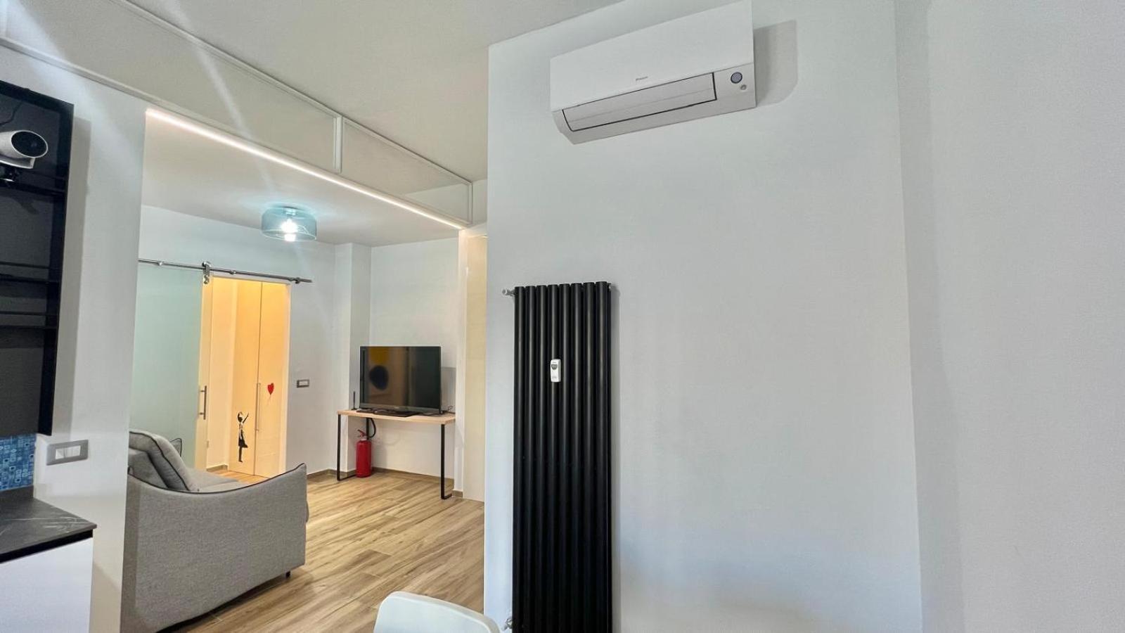Torelli Home, Moderno E Confortevole, Nel Cuore Della Citta Di Milano, Con Balcone Esterno Vista Garibaldi * Mailand